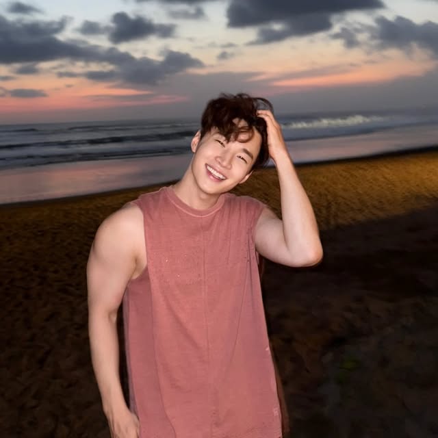 HENRY LAU 刘宪华 헨리